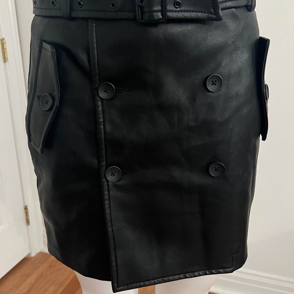 Chic Black Leather Skirt with Button Details